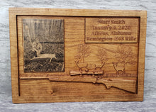 Load image into Gallery viewer, Customizable Hunting Plaque With Photo (Oak Wood)