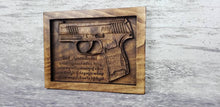 Load image into Gallery viewer, Handgun With Second Amendment