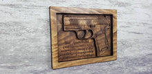 Load image into Gallery viewer, Handgun With Second Amendment