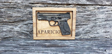 Load image into Gallery viewer, Handgun With Second Amendment